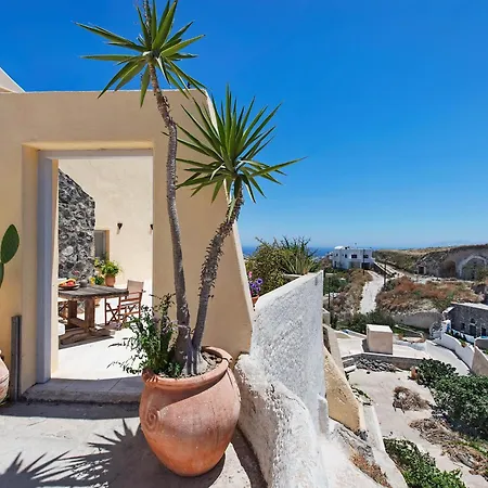 Real Santorini, Cave House Far From The Crowds * ثيرا
