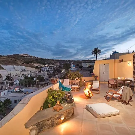Сasa de vacaciones Real Santorini, Cave House Far From The Crowds Fira (Santorini)